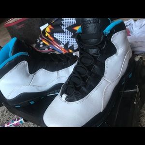 Air Jordan 10 Retro GS. White/DK Powder Blue-Black